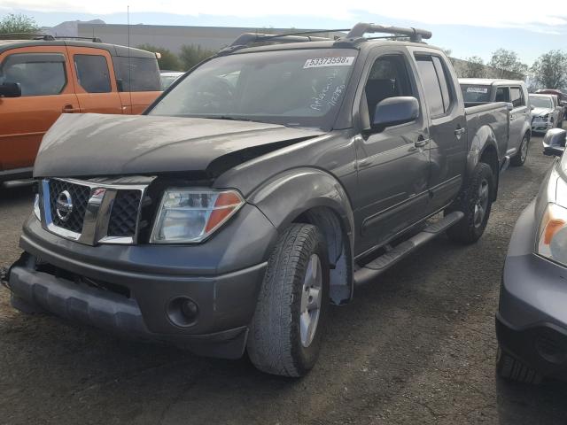 1N6AD07U25C448244 - 2005 NISSAN FRONTIER C CHARCOAL photo 2