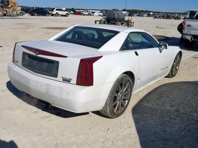 1G6YX36D585601349 - 2008 CADILLAC XLR-V WHITE photo 4