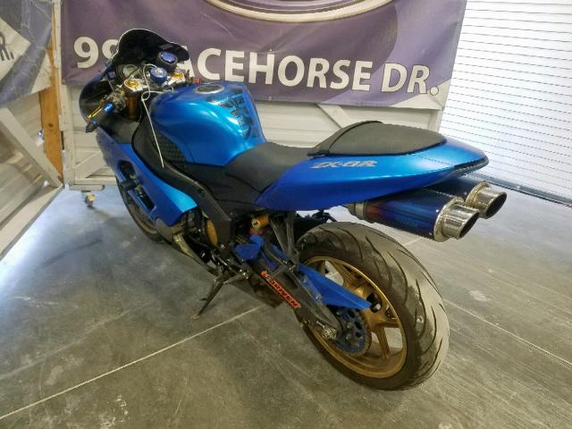 JKBZXJC176A030800 - 2006 KAWASAKI ZX636 C1 BLUE photo 3