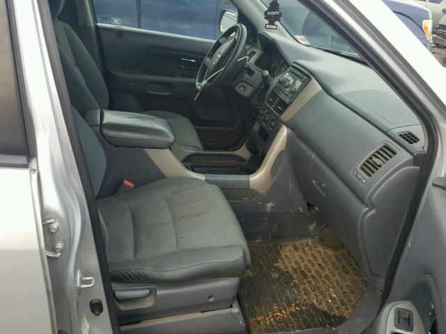 5FNYF18228B053373 - 2008 HONDA PILOT VP SILVER photo 5