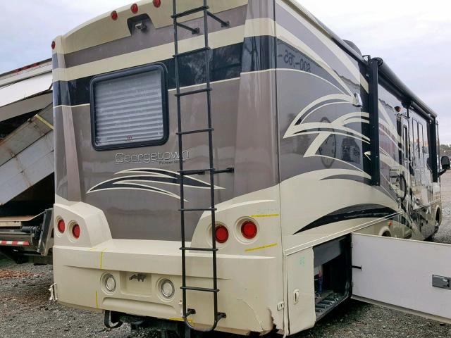 1F66F5DY2B0A07026 - 2011 GEOR MOTORHOME TWO TONE photo 4