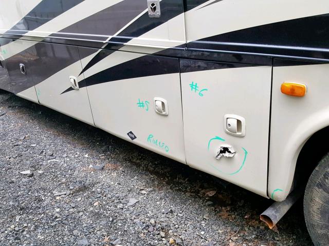 1F66F5DY2B0A07026 - 2011 GEOR MOTORHOME TWO TONE photo 9