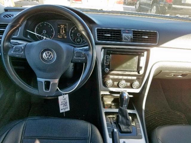 1VWBM7A30CC068944 - 2012 VOLKSWAGEN PASSAT SE TAN photo 9