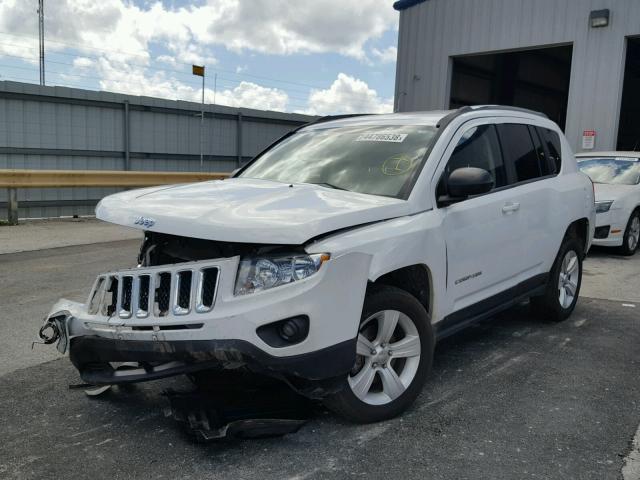 1C4NJCBA5CD634220 - 2012 JEEP COMPASS SP თეთრი ფოტო 2