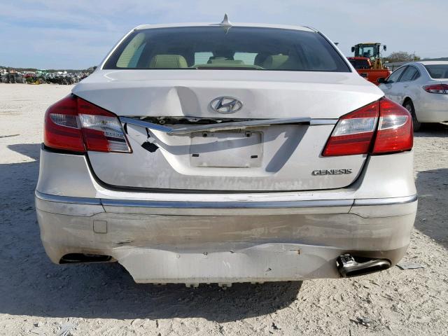 KMHGC4DDXCU168909 - 2012 HYUNDAI GENESIS 3. WHITE photo 9