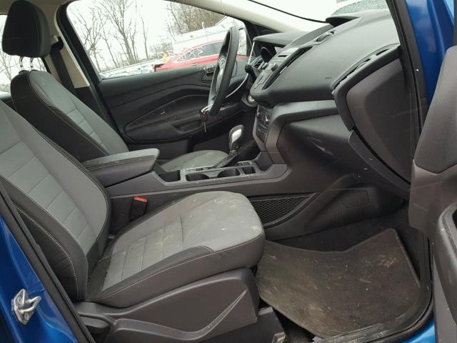 1FMCU0F71HUC42575 - 2017 FORD ESCAPE S BLUE photo 5