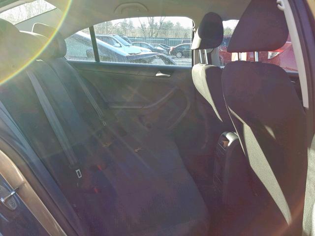 3VW2K7AJ7FM423812 - 2015 VOLKSWAGEN JETTA BASE 灰色 照片 6