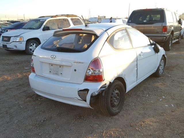 KMHCM3AC0BU201108 - 2011 HYUNDAI ACCENT GL WHITE photo 4