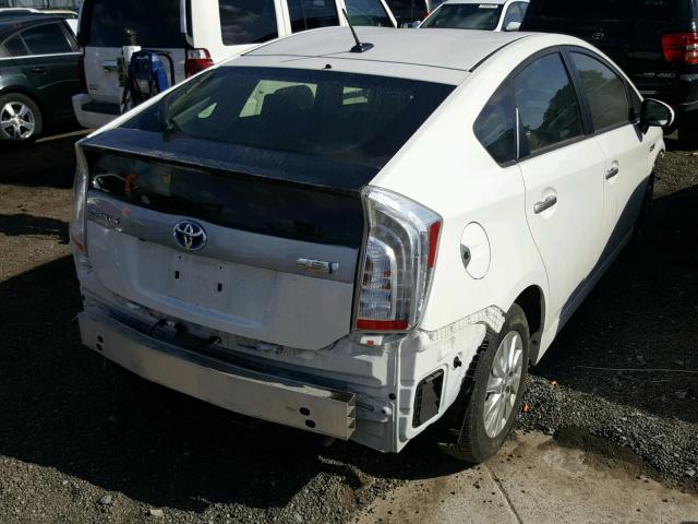 JTDKN3DP8F3073014 - 2015 TOYOTA PRIUS PLUG WHITE photo 4