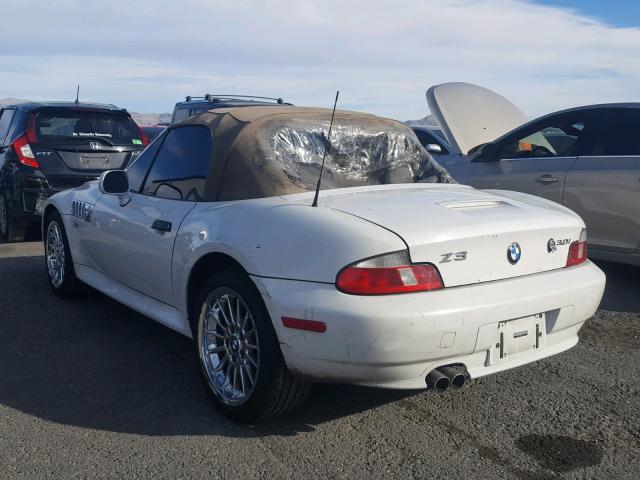 4USCN53462LL50299 - 2002 BMW Z3 3.0 WHITE photo 3