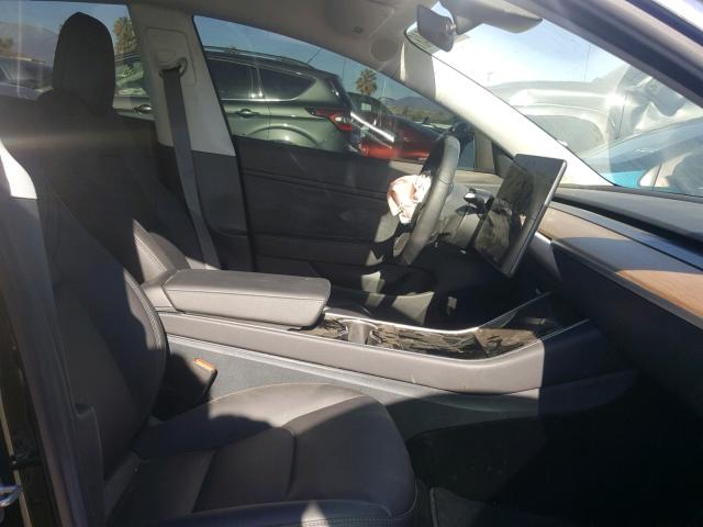 5YJ3E1EA7JF013868 - 2018 TESLA MODEL 3 შავი ფოტო 5