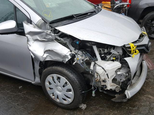 VNKKTUD32GA063821 - 2016 TOYOTA YARIS L SILVER photo 9