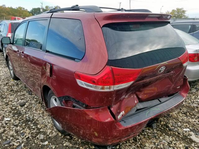 5TDKK3DC4BS042289 - 2011 TOYOTA SIENNA LE RED photo 3