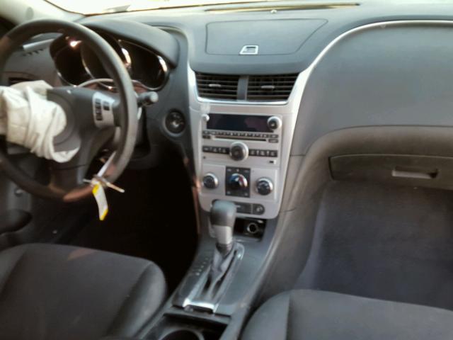 1G1ZC5E06CF353518 - 2012 CHEVROLET MALIBU 1LT WHITE photo 9