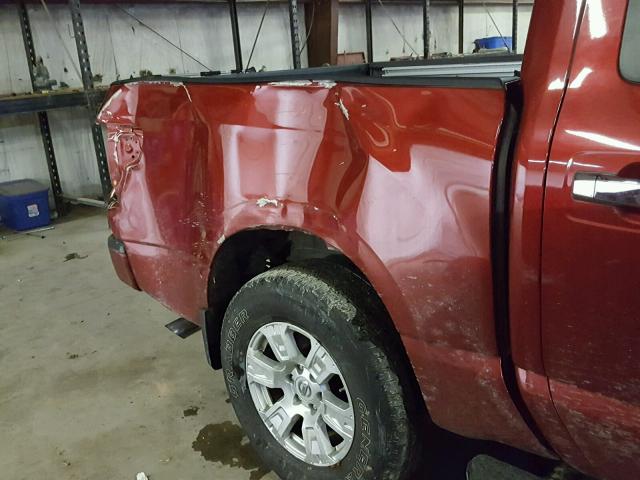 1N6AA1E57HN500826 - 2017 NISSAN TITAN SV RED photo 9