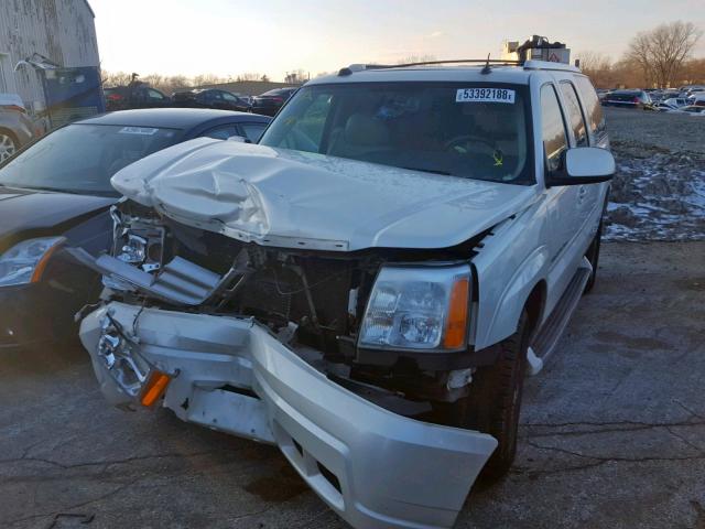 3GYFK66N74G209936 - 2004 CADILLAC ESCALADE E WHITE photo 2