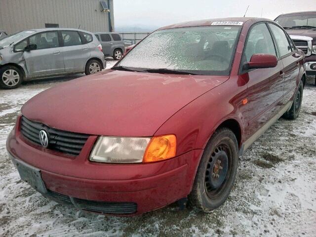 WVWMD63B7WE440654 - 1998 VOLKSWAGEN PASSAT GLS MAROON photo 2