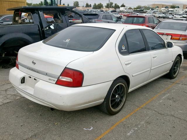 1N4DL01DX1C168339 - 2001 NISSAN ALTIMA XE WHITE photo 4