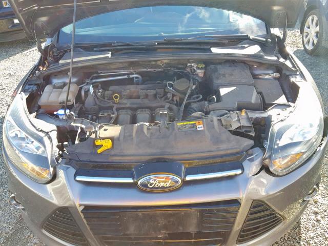 1FAHP3N2XCL468465 - 2012 FORD FOCUS TITA CHARCOAL photo 7