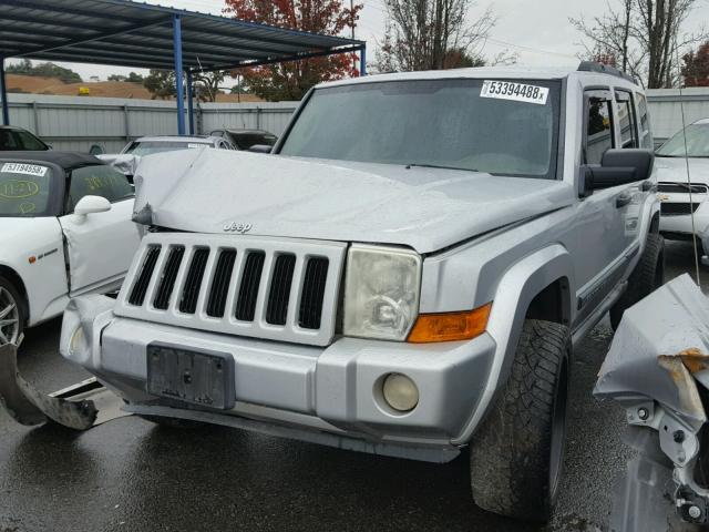 1J8HH48KX6C206676 - 2006 JEEP COMMANDER SILVER photo 2