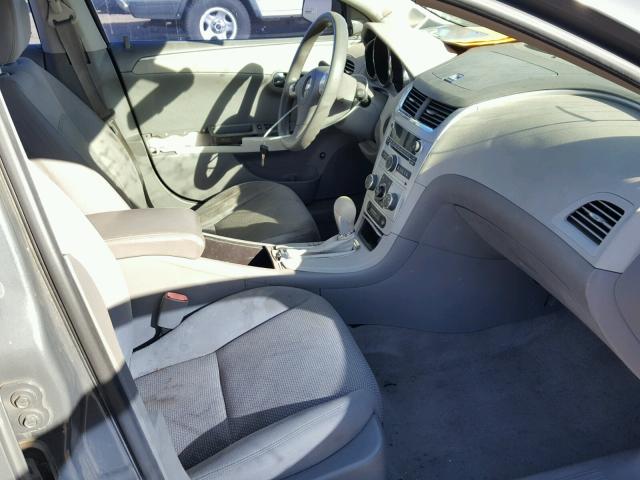 1G1ZG57B28F190098 - 2008 CHEVROLET MALIBU LS 灰色 照片 5