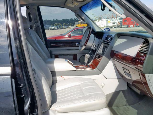5LMFU27585LJ16444 - 2005 LINCOLN NAVIGATOR Қара фото 5