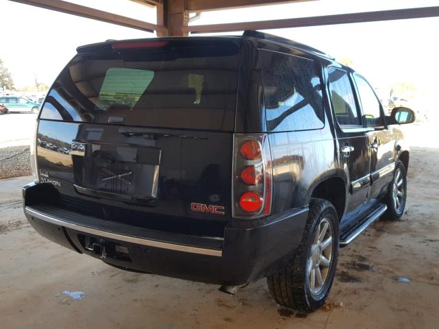 1GKFK63838J164622 - 2008 GMC YUKON DENA BLACK photo 4