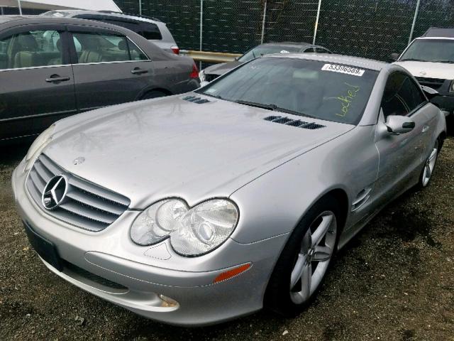 WDBSK75F24F078001 - 2004 MERCEDES-BENZ SL 500 SILVER photo 2