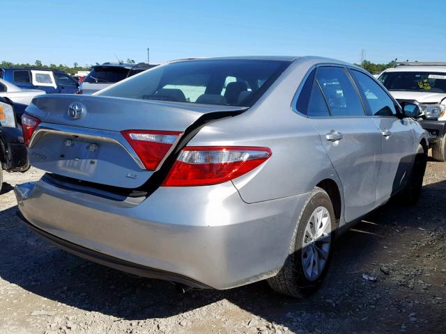 4T4BF1FK8FR512694 - 2015 TOYOTA CAMRY LE SILVER photo 4