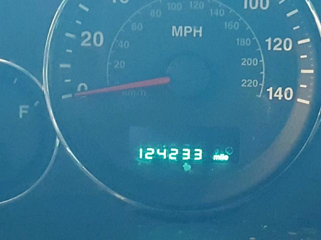 1J8HG48N96C131367 - 2006 JEEP COMMANDER RED photo 8