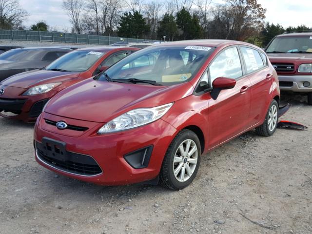 3FADP4EJ3BM141804 - 2011 FORD FIESTA SE RED photo 2