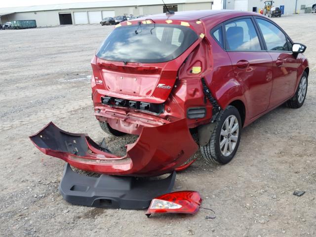 3FADP4EJ3BM141804 - 2011 FORD FIESTA SE RED photo 4