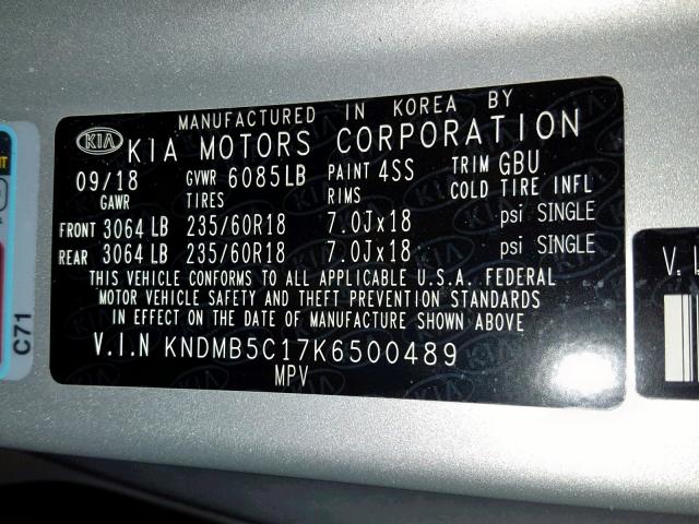 KNDMB5C17K6500489 - 2019 KIA SEDONA LX SILVER photo 10