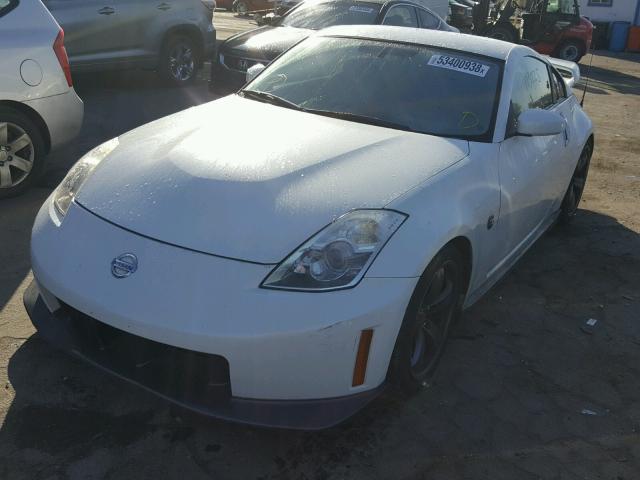 JN1BZ34E77M553255 - 2007 NISSAN 350Z COUPE WHITE photo 2