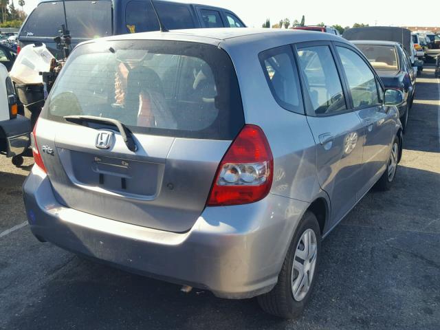 JHMGD38408S068549 - 2008 HONDA FIT SILVER photo 4