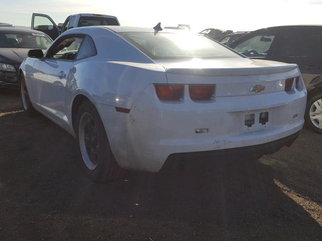 2G1FA1E34D9118797 - 2013 CHEVROLET CAMARO LS WHITE photo 3