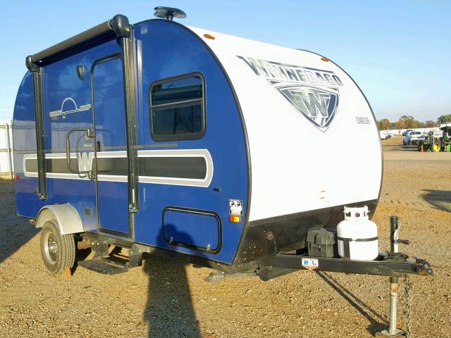 54CTW1F12J3036712 - 2018 WINNEBAGO TRAILER WHITE photo 1