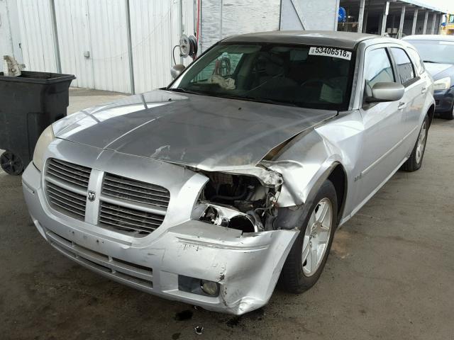 2D4FV47V76H442883 - 2006 DODGE MAGNUM SXT SILVER photo 2