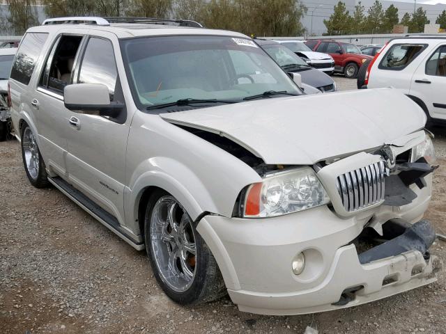 5LMFU28R14LJ35322 - 2004 LINCOLN NAVIGATOR WHITE photo 1