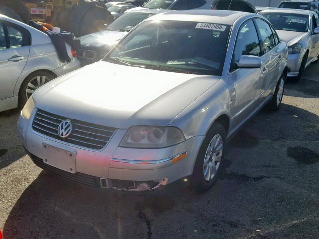 WVWPD63BX3P240770 - 2003 VOLKSWAGEN PASSAT GLS SILVER photo 2