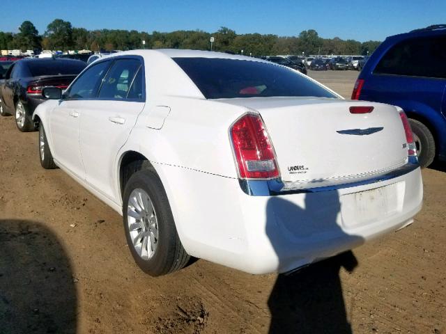 2C3CCAAG3DH529020 - 2013 CHRYSLER 300 WHITE photo 3