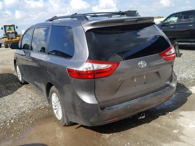 5TDYZ3DC9HS825252 - 2017 TOYOTA SIENNA XLE GRAY photo 3