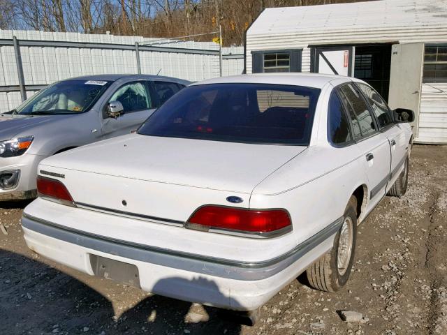 2FACP74W0NX227851 - 1992 FORD CROWN VICT WHITE photo 4