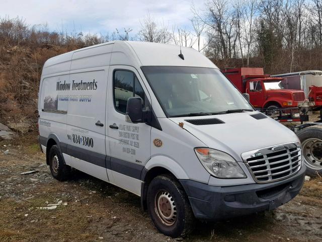 WDYPE745885324329 - 2008 FREIGHTLINER SPRINTER 2 WHITE photo 1