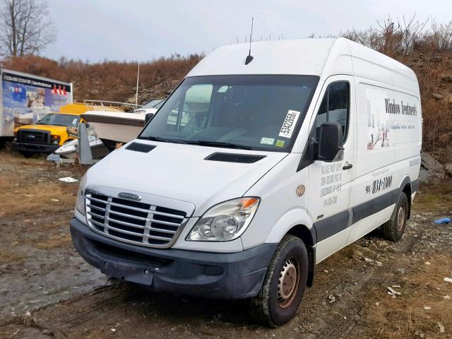 WDYPE745885324329 - 2008 FREIGHTLINER SPRINTER 2 WHITE photo 2