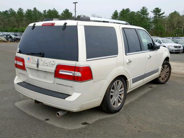 5LMFU28548LJ20512 - 2008 LINCOLN NAVIGATOR Weiß Foto 4