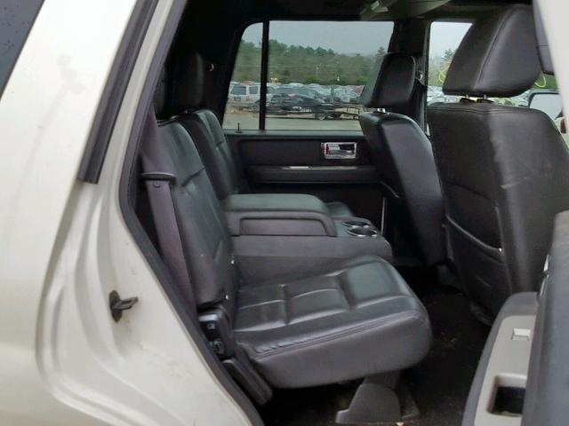 5LMFU28548LJ20512 - 2008 LINCOLN NAVIGATOR Weiß Foto 6