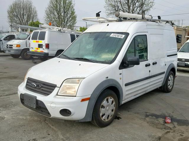 NM0LS7BN4DT135069 - 2013 FORD TRANSIT CO WHITE photo 2