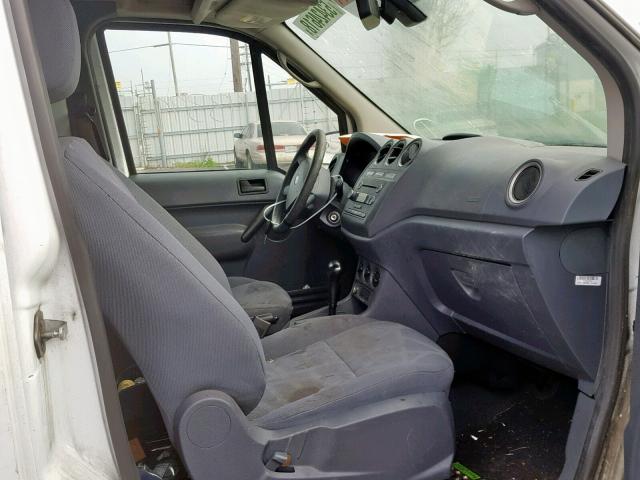 NM0LS7BN4DT135069 - 2013 FORD TRANSIT CO WHITE photo 5