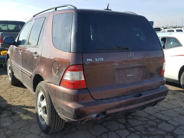 4JGAB54E32A300061 - 2002 MERCEDES-BENZ ML 320 BURGUNDY photo 3